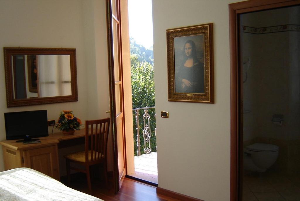 Hotel La Rosa Ronta Habitación foto